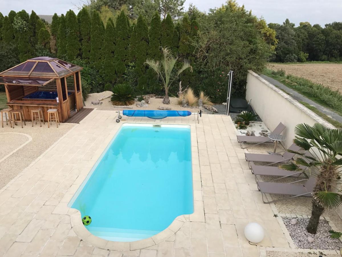 Piscine Et Jacuzzi A 2Km De La Plage De St Georges De Didonne سان-جورج-دي-ديدون المظهر الخارجي الصورة